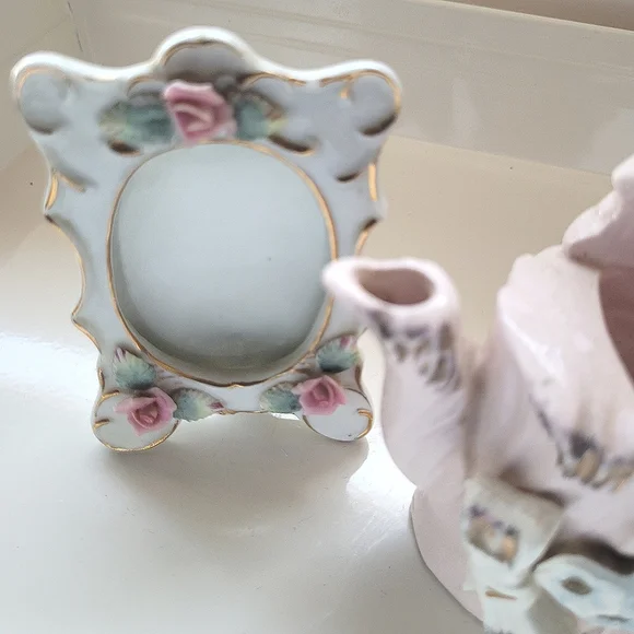 PINK Porcelain & Bone China Vintage Decor - Collectibles ๐ - Picture 3 of 3